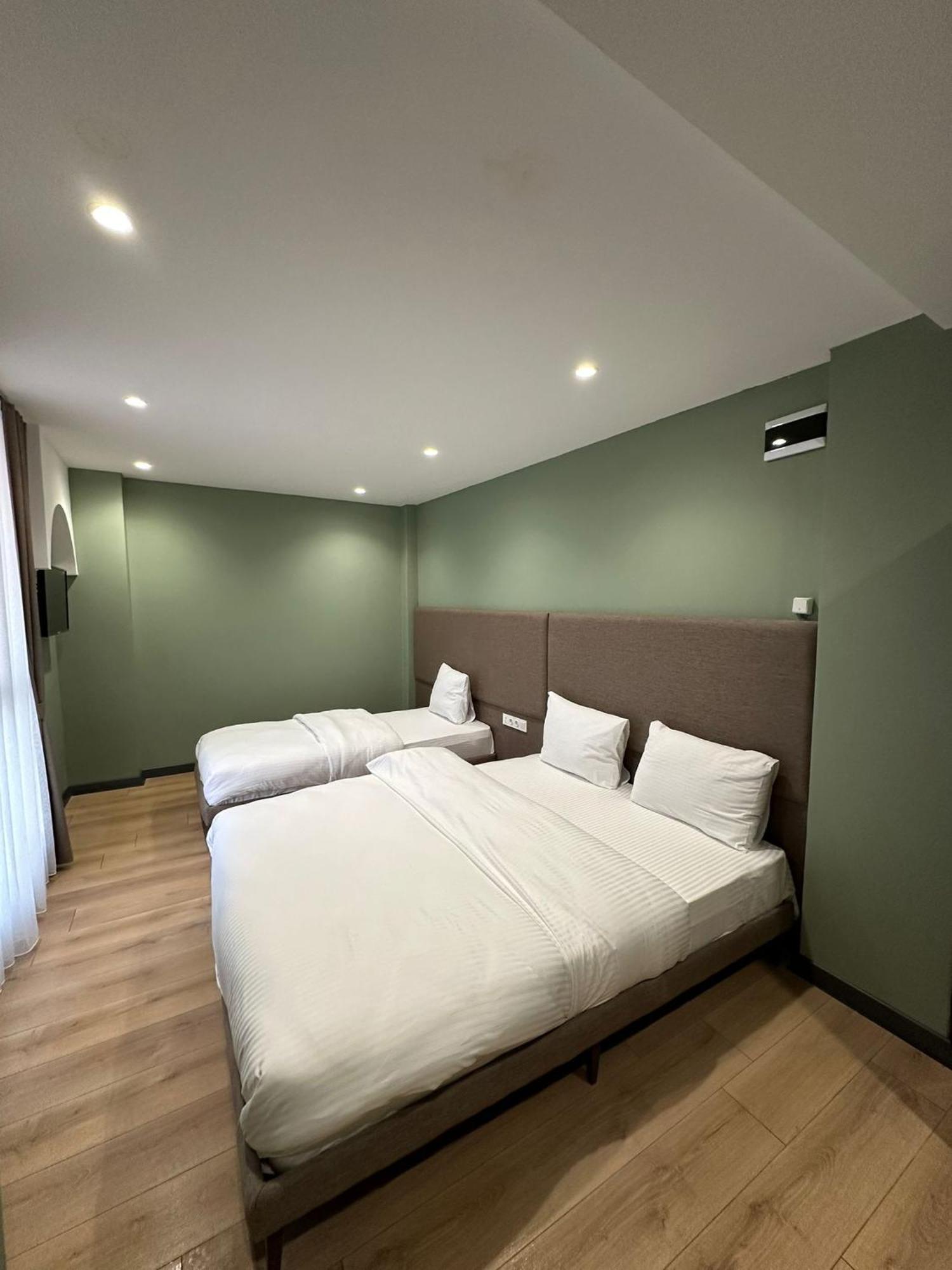Heaven Inn Airport Hotel Arnavutkoy Bagian luar foto